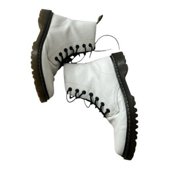 Dr. Martens Women Size 11 Luana White Black Boots Lace Up Combat Round Toe AW004 - Picture 5 of 11